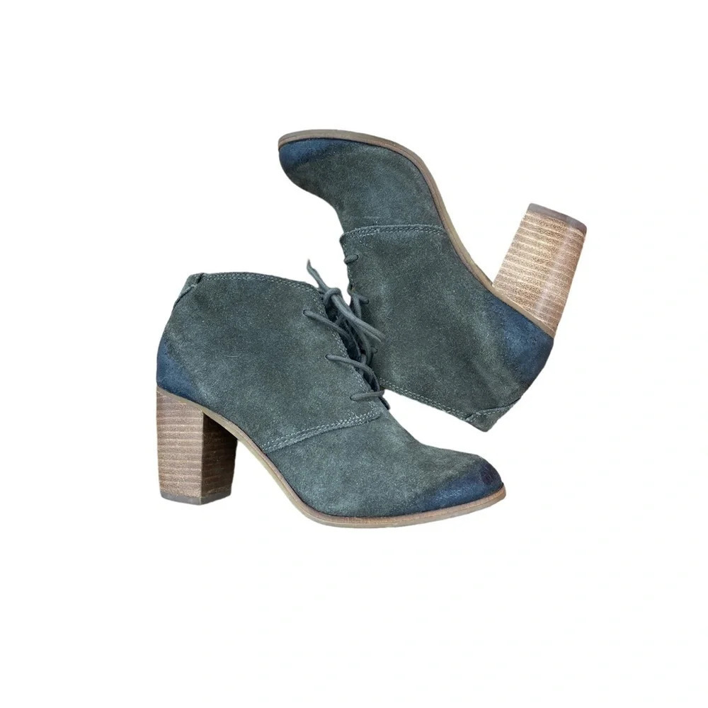 TOMS oxford heel lace up boot size 6.5